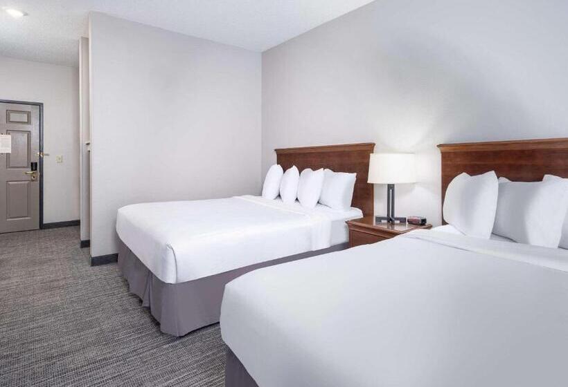 هتل Country Inn & Suites By Radisson, Toledo, Oh