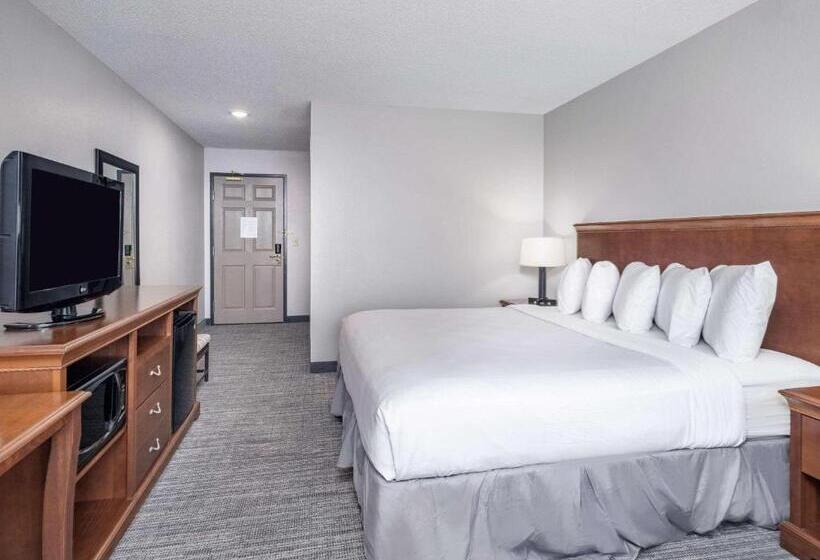هتل Country Inn & Suites By Radisson, Toledo, Oh