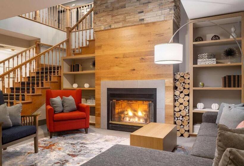 هتل Country Inn & Suites By Radisson, Toledo, Oh