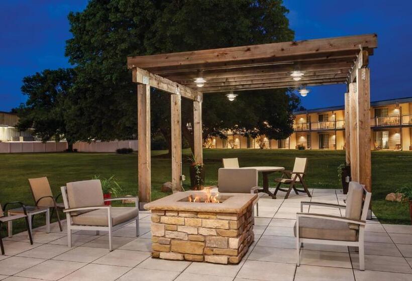 Отель Country Inn & Suites By Radisson, Woodbury, Mn