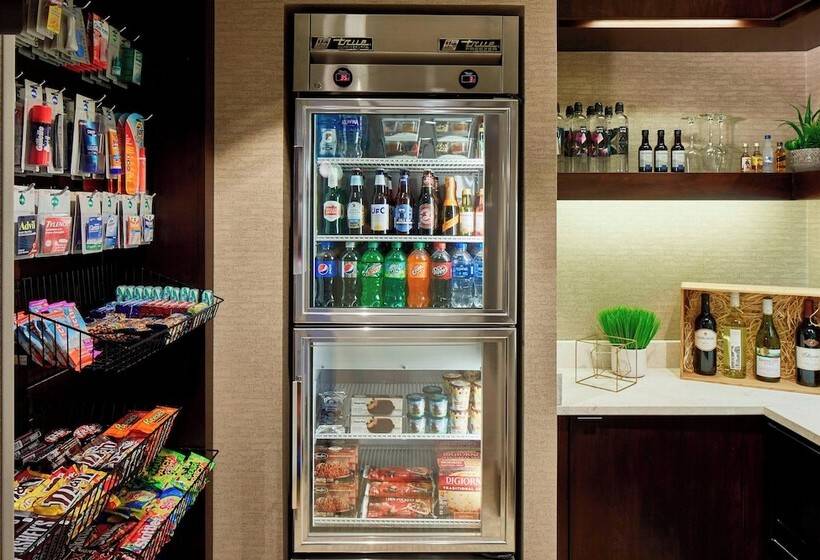 בית מלון כפרי Courtyard By Marriott Albany Thruway