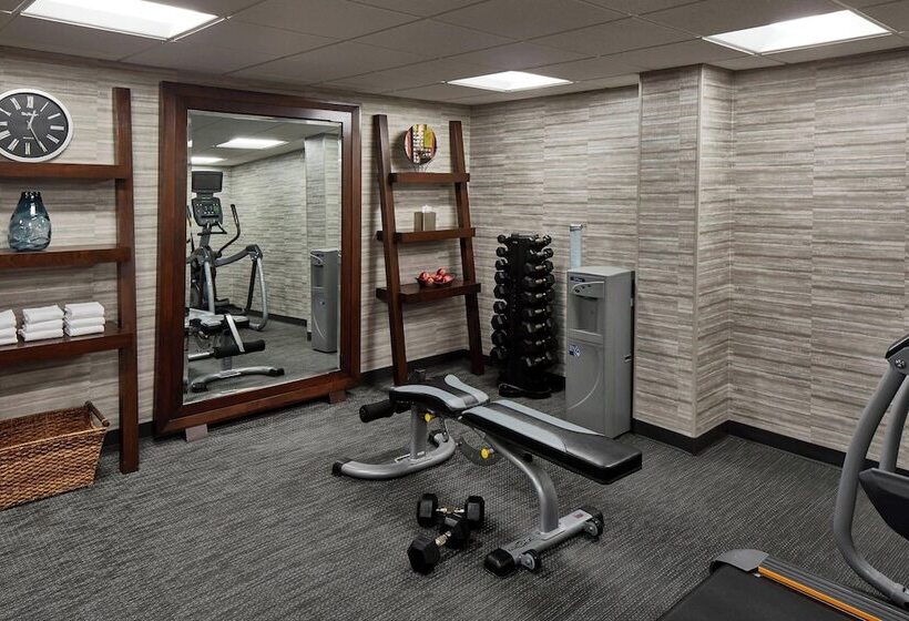 בית מלון כפרי Courtyard By Marriott Albany Thruway