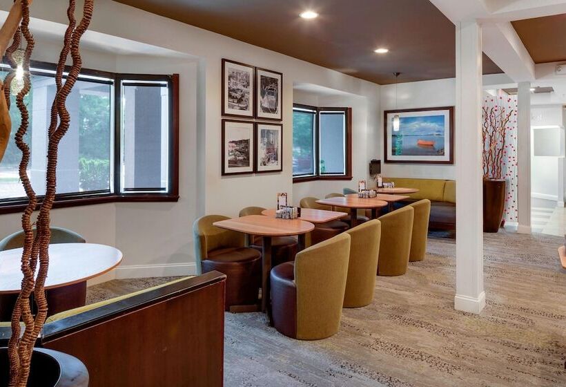 בית מלון כפרי Courtyard By Marriott Portsmouth