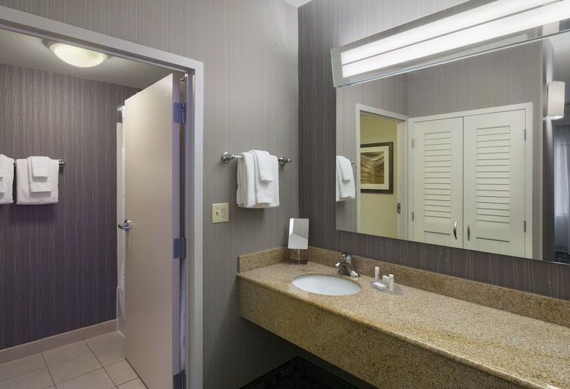 هتل Courtyard By Marriott Scranton Montage Mountain