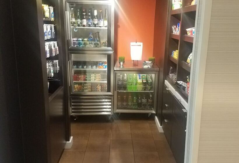 فندق Courtyard By Marriott Fort Collins