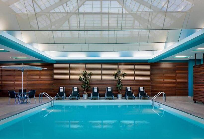 هتل Courtyard Grand Rapids Downtown