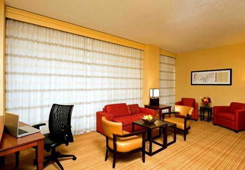 هتل Courtyard Grand Rapids Downtown
