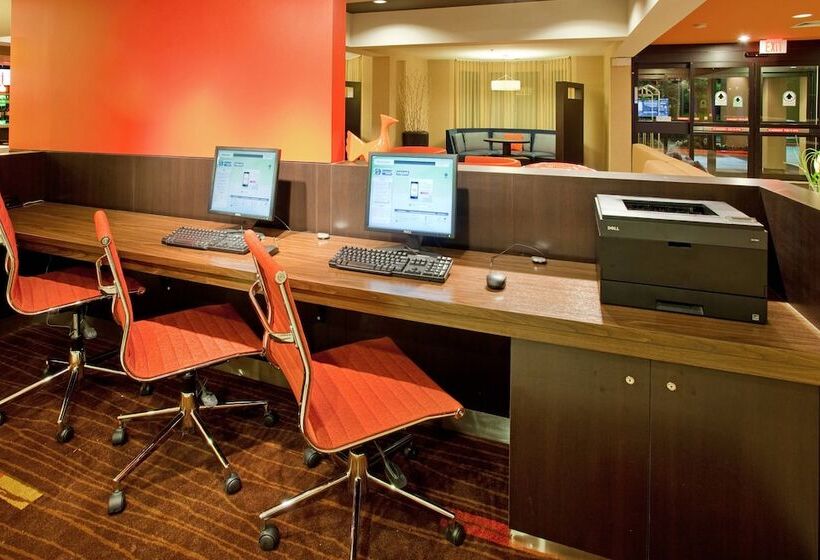 فندق Courtyard Houston The Woodlands