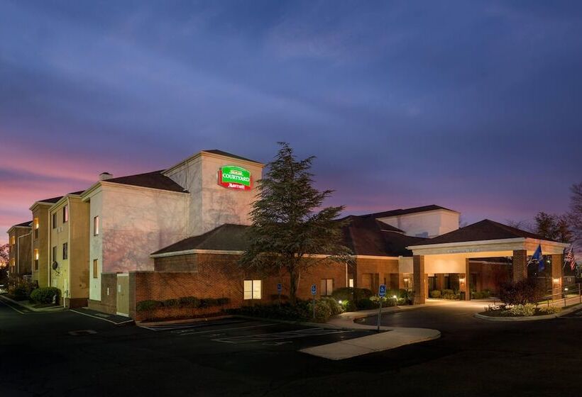 هتل Courtyard By Marriott New Haven Orange