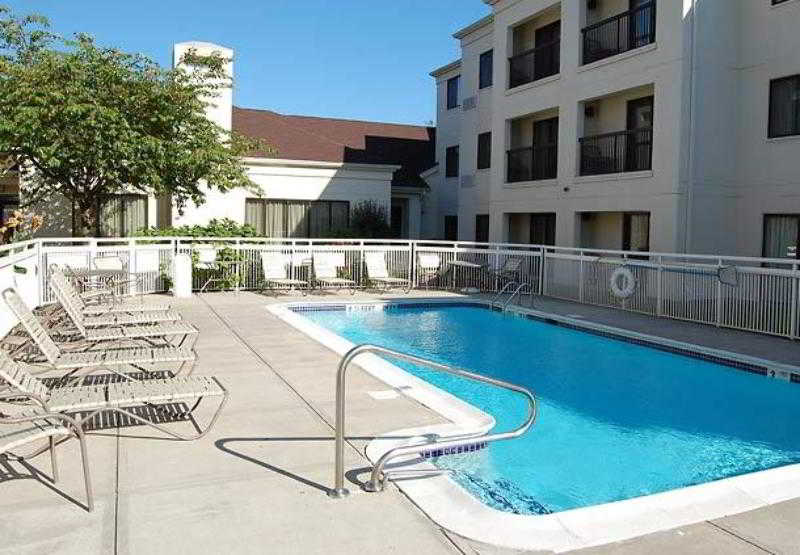 هتل Courtyard By Marriott New Haven Orange