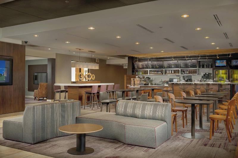 هتل Courtyard By Marriott New Haven Orange
