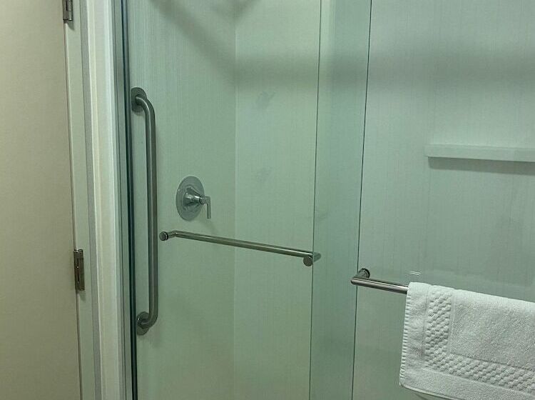 호텔 Courtyard Newport News Yorktown