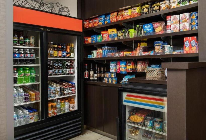 ホテル Courtyard By Marriott Portland Tigard