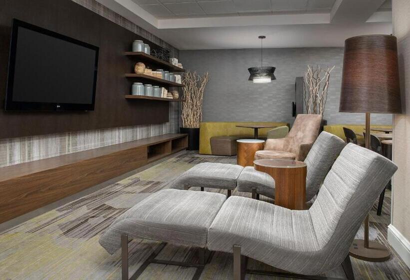 ホテル Courtyard By Marriott Portland Tigard