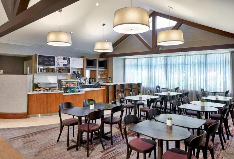 בית מלון כפרי Courtyard Rochester East/penfield