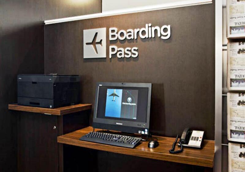 فندق Courtyard St. Louis Westport Plaza