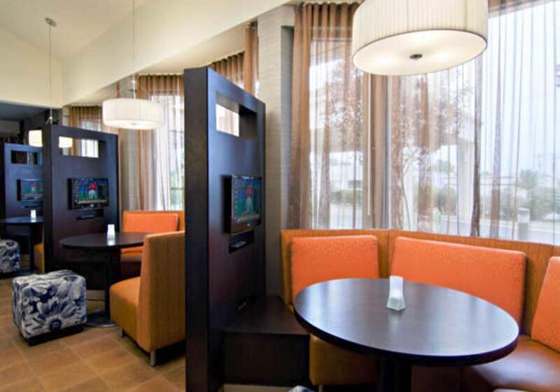 هتل Courtyard St. Louis Westport Plaza