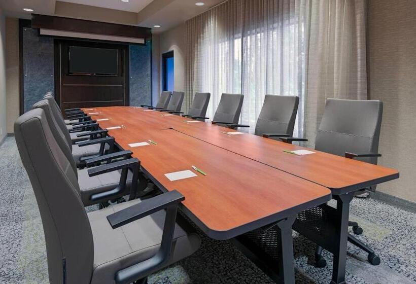 فندق Courtyard Tampa Downtown