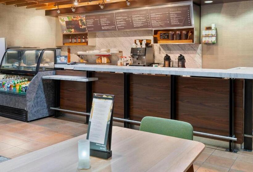 فندق Courtyard Tampa Downtown