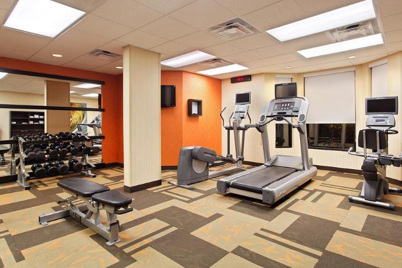 فندق Courtyard Tampa North/i75 Fletcher