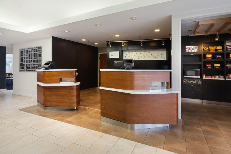 فندق Courtyard Tampa North/i75 Fletcher