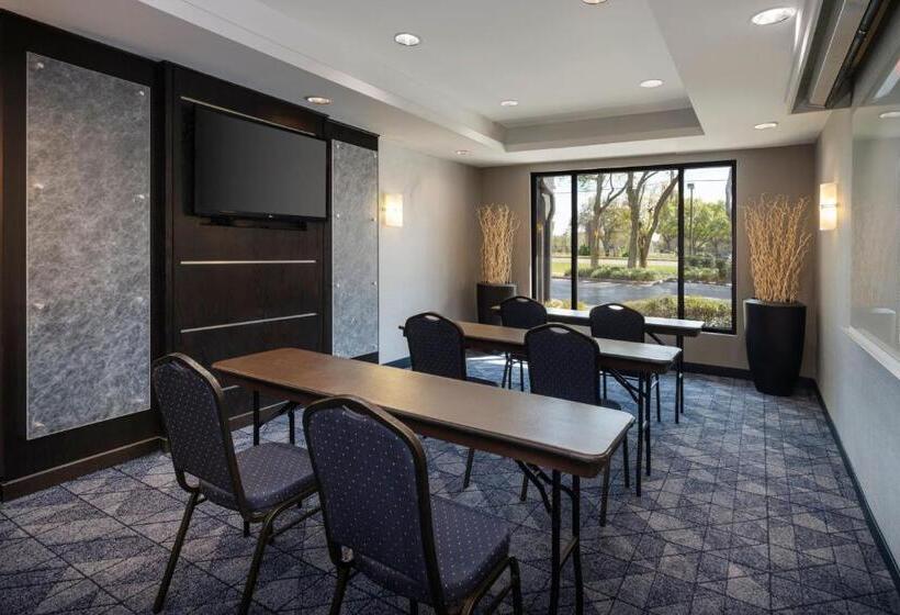 فندق Courtyard Tampa North/i75 Fletcher