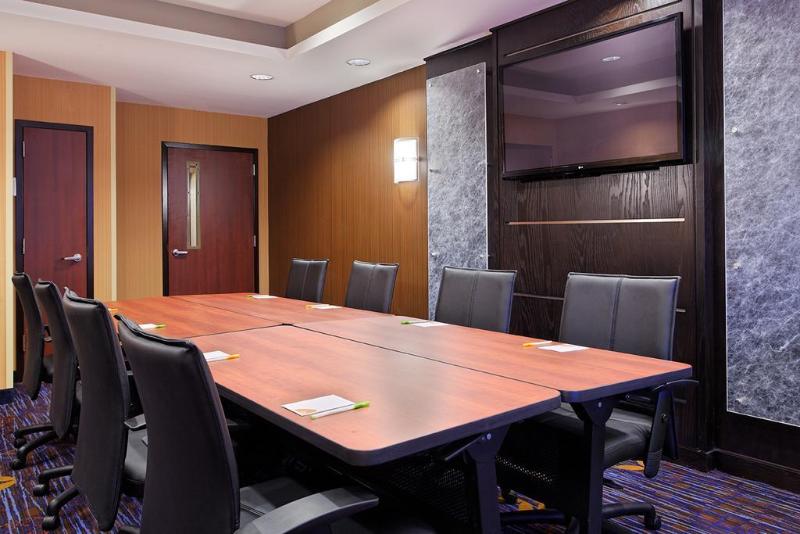 فندق Courtyard Tampa North/i75 Fletcher