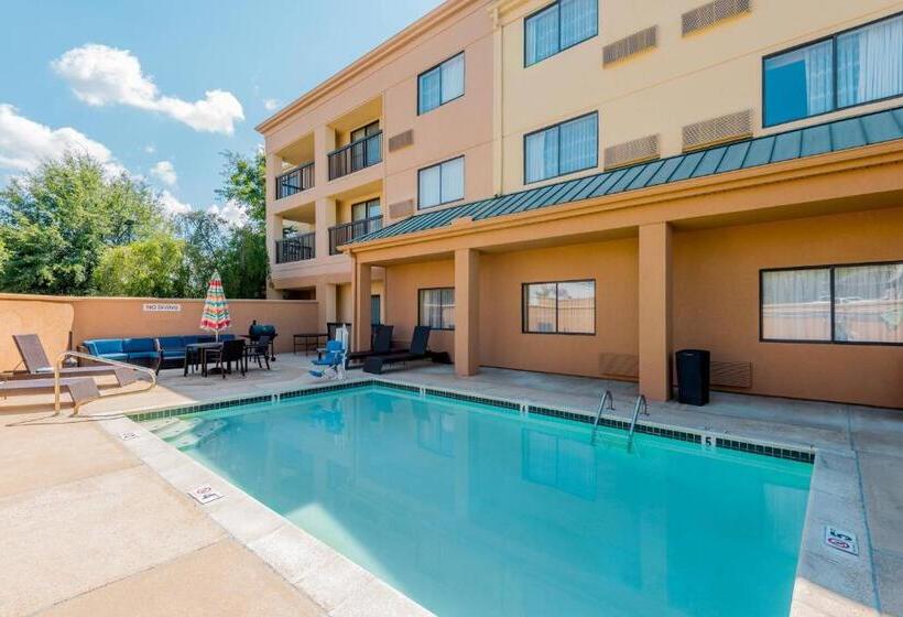 酒店 Courtyard Tupelo