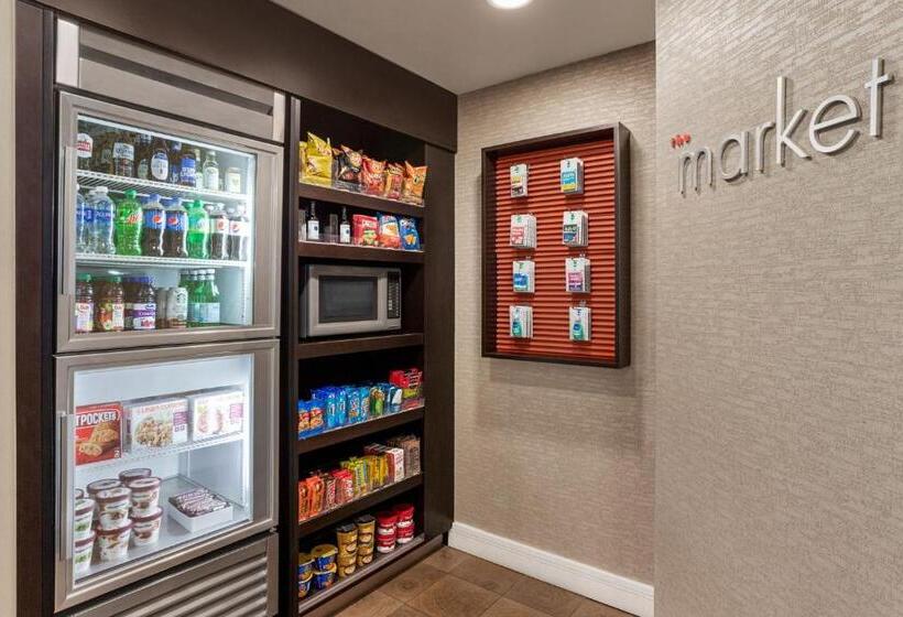 호텔 Courtyard Tupelo