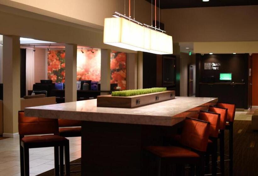 호텔 Courtyard By Marriott Vacaville