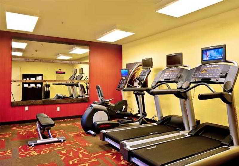 Отель Courtyard By Marriott Vacaville