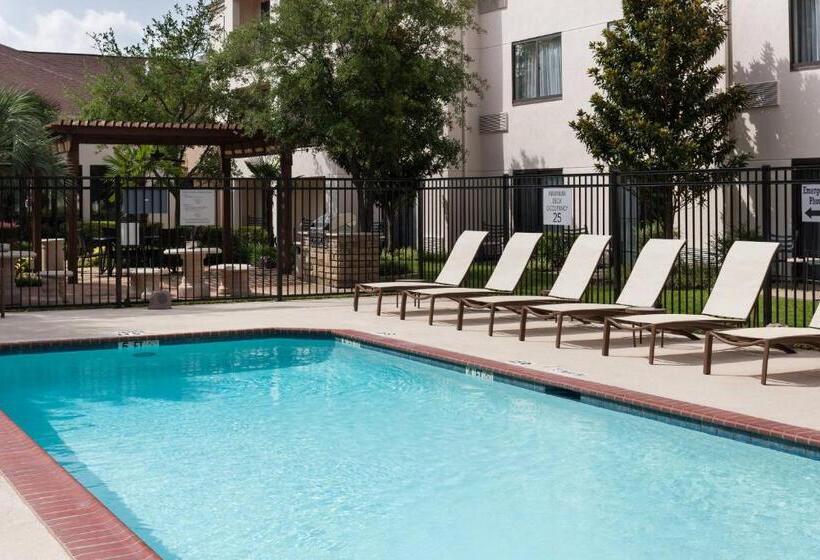 فندق Courtyard By Marriott Waco