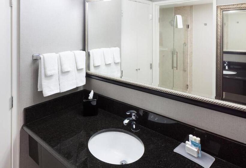 فندق Courtyard By Marriott Waco