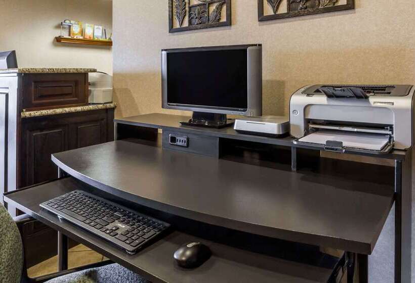 فندق Days Inn By Wyndham Central City