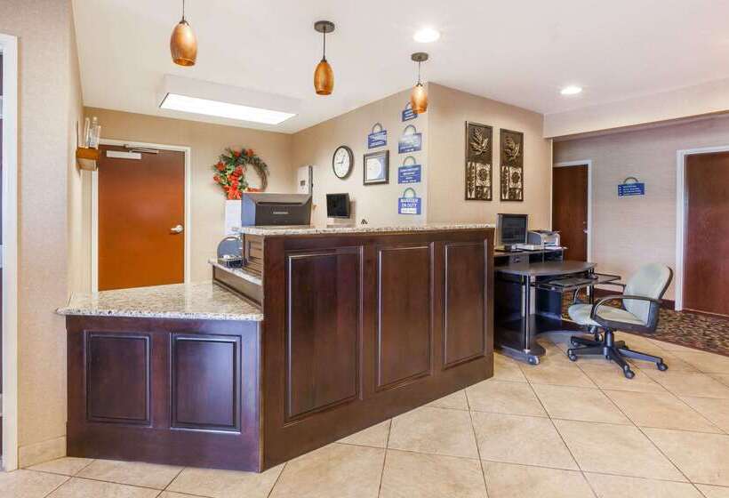 فندق Days Inn By Wyndham Central City