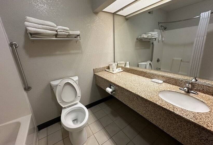 فندق Days Inn & Suites By Wyndham Casey