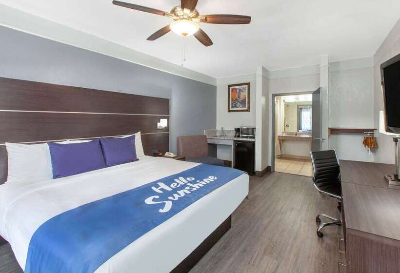 酒店 Days Inn & Suites By Wyndham Webster Nasaclearlakehouston