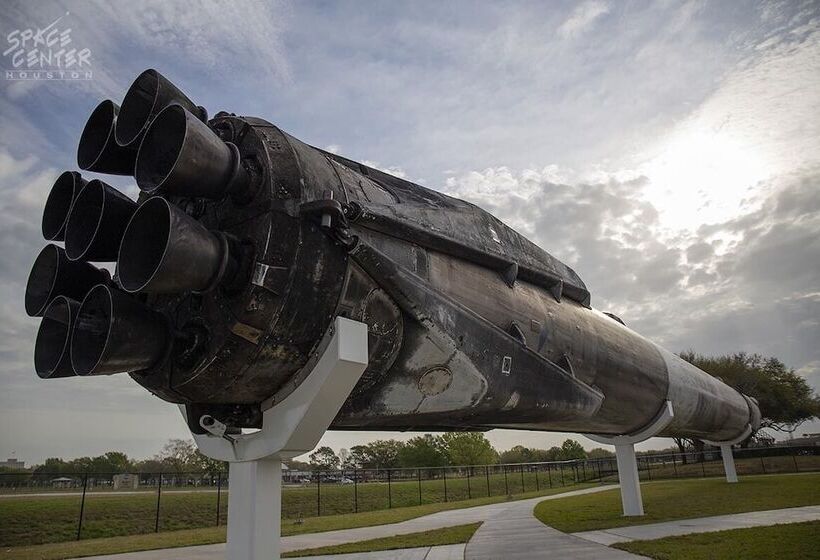 בית מלון כפרי Days Inn & Suites By Wyndham Webster Nasaclearlakehouston