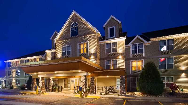 هتل Duluth Inn & Suites Near Spirit Mountain