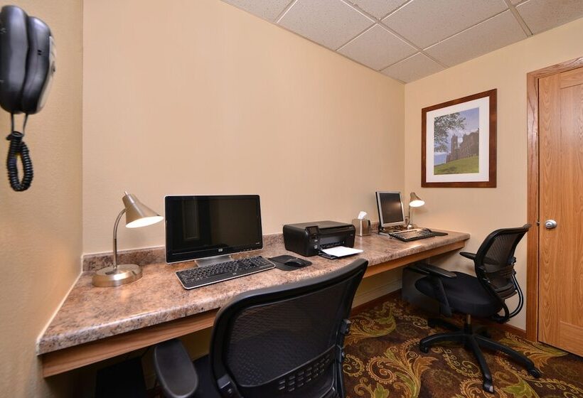 酒店 Duluth Inn & Suites Near Spirit Mountain