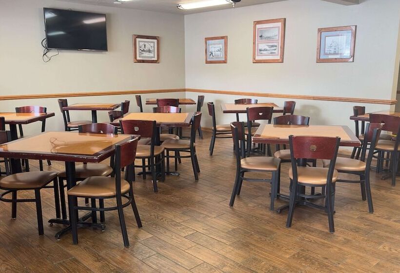 酒店 Duluth Inn & Suites Near Spirit Mountain