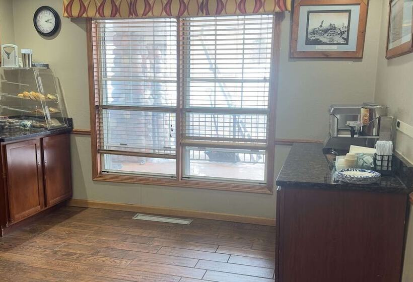 酒店 Duluth Inn & Suites Near Spirit Mountain