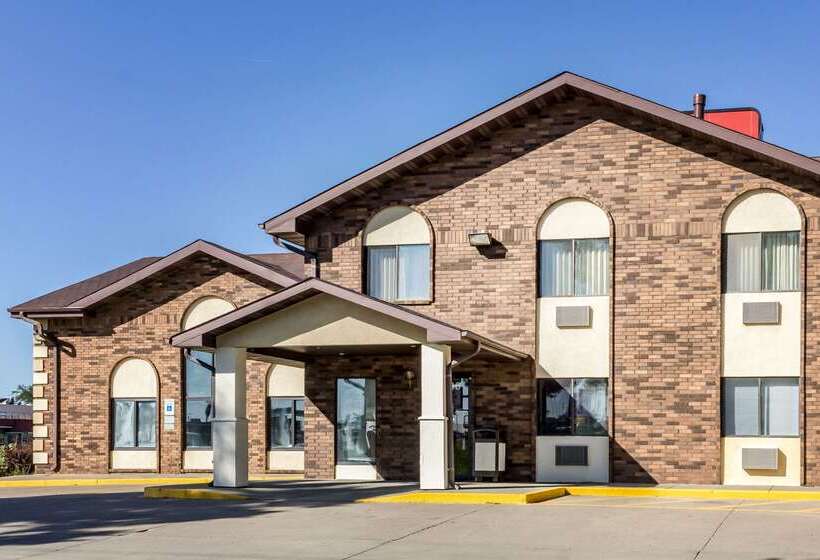 酒店 Econo Lodge North