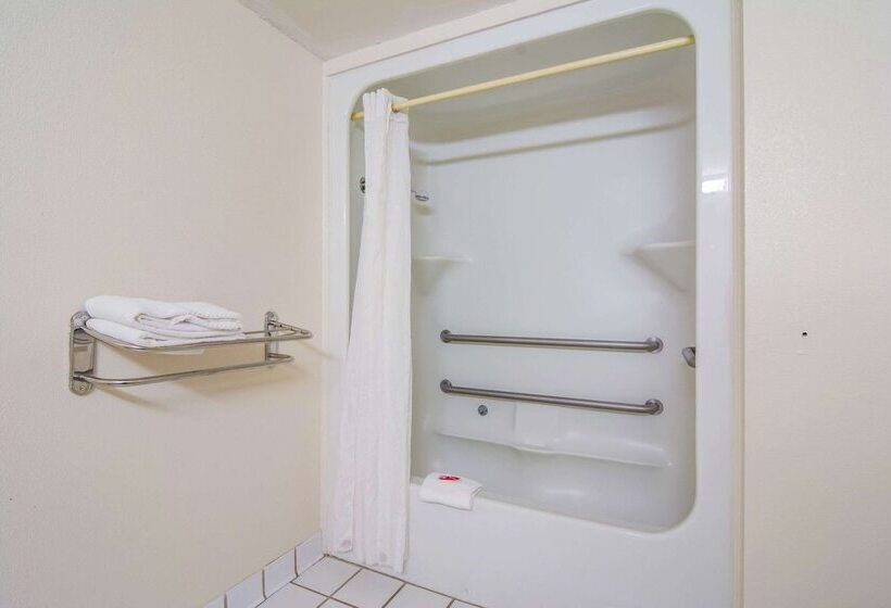 فندق Econo Lodge South