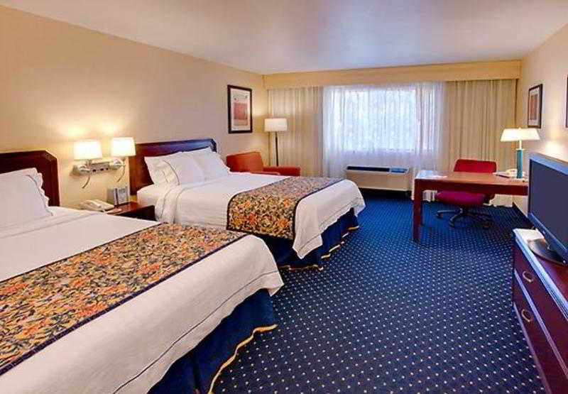 בית מלון כפרי Fairfield Inn & Suites By Marriott Salt Lake City Downtown