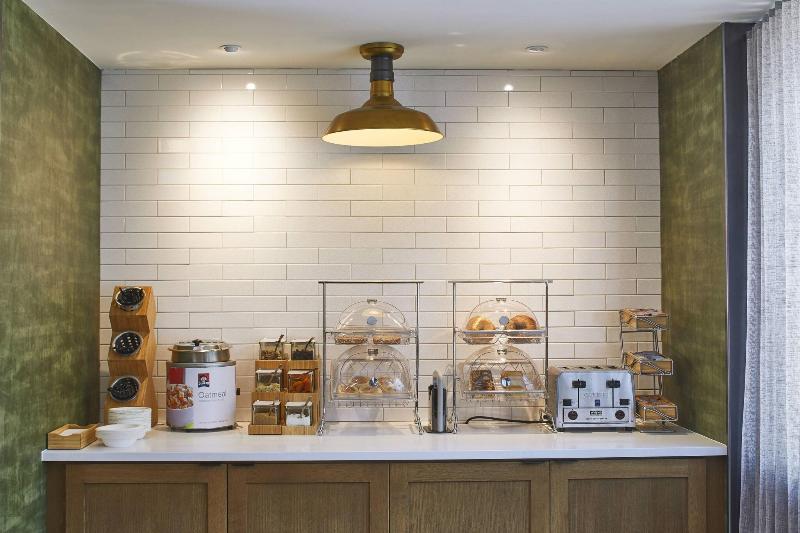 בית מלון כפרי Fairfield Inn & Suites By Marriott Albany Airport