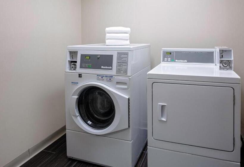 Szálloda Four Points By Sheraton Memphis East