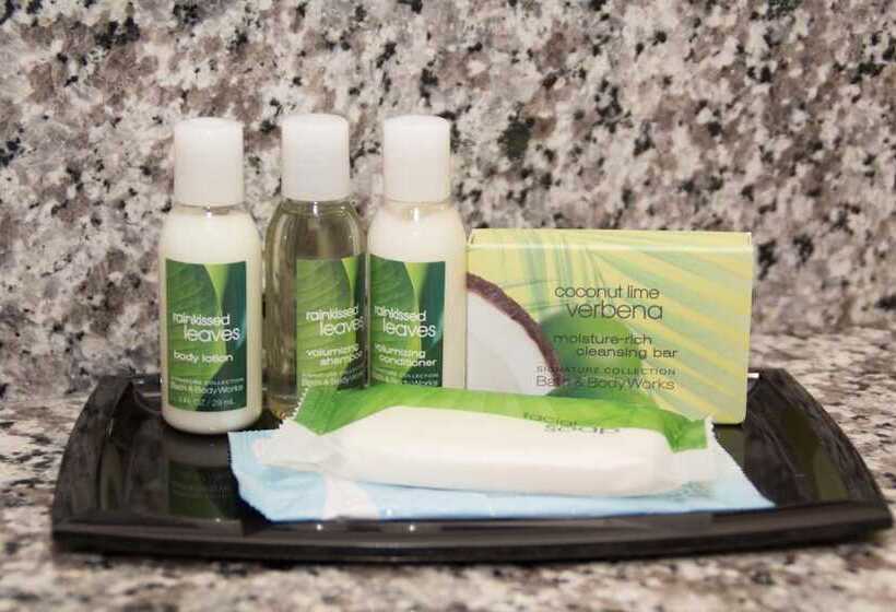 Grandstay Hotel & Suites