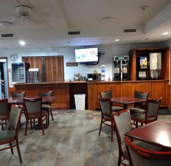 فندق Hastings Country Inn