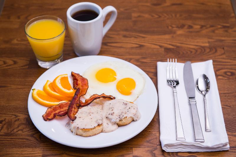 هتل Holiday Inn & Suites Dallas Addison By Ihg